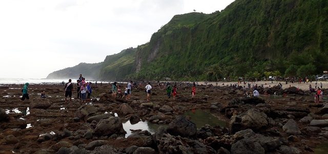 Pantai Manganti, hidden paradise di Kebumen