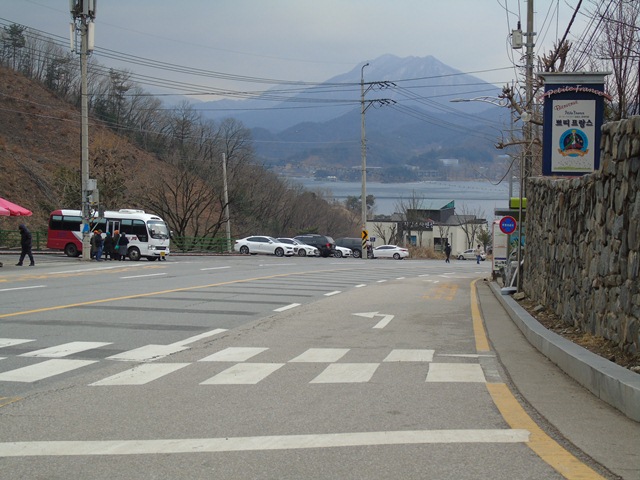 Desa wisata Petite France, Korea Selatan